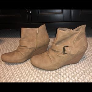 Blowfish Nude bootie
